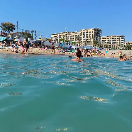 Apartment Apparemment Proche De La