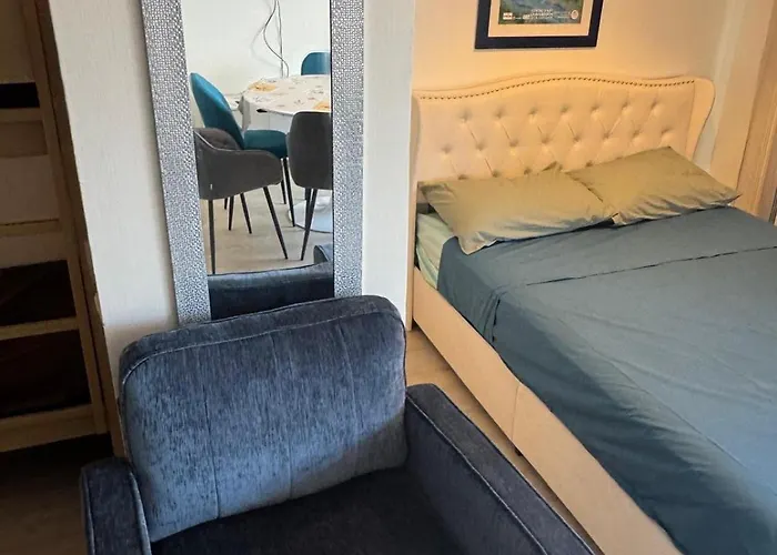 Apparemment Proche De La Apartmán *