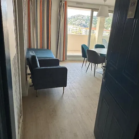 Apartamento Apparemment Proche De La