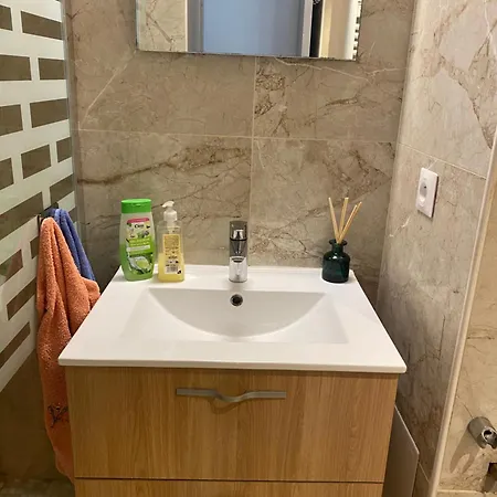 Apparemment Proche De La * Cannes