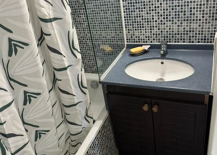 Apparemment Proche De La Daire Cannes